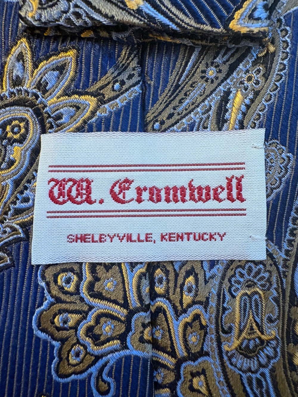 Vintage W. Cromwell Shelbyville KY Blue & Gold Paisley Silk Tie